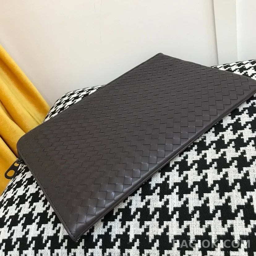 보테가베네타 Bottega Veneta 클러치 상세 이미지