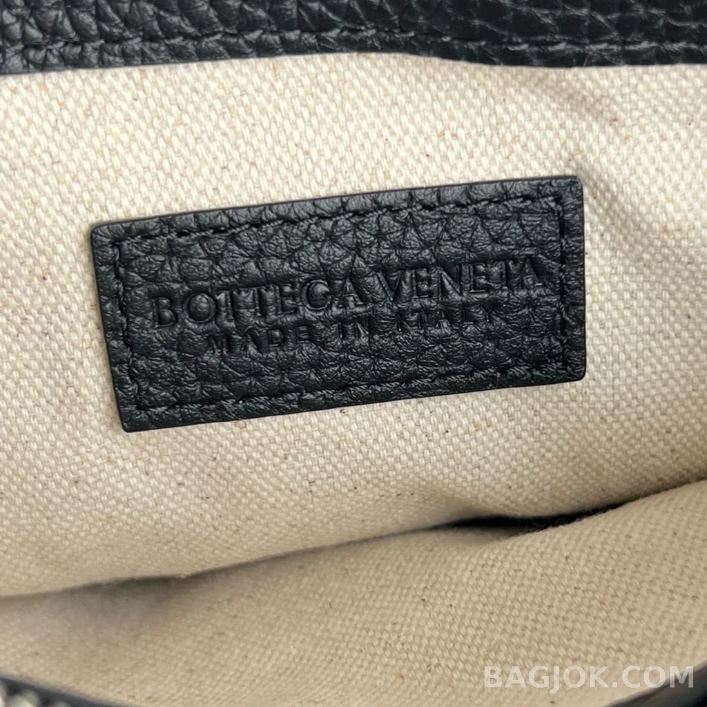 보테가베네타 Bottega Veneta 디아고 파우치 미디움 상세 이미지