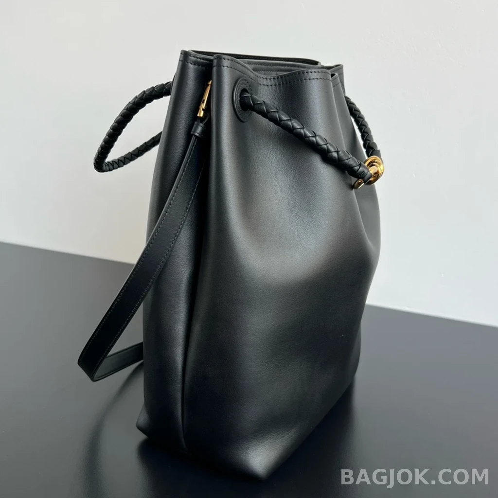 보테가베네타 Bottega Veneta 안디아모 버킷 백 상세 이미지