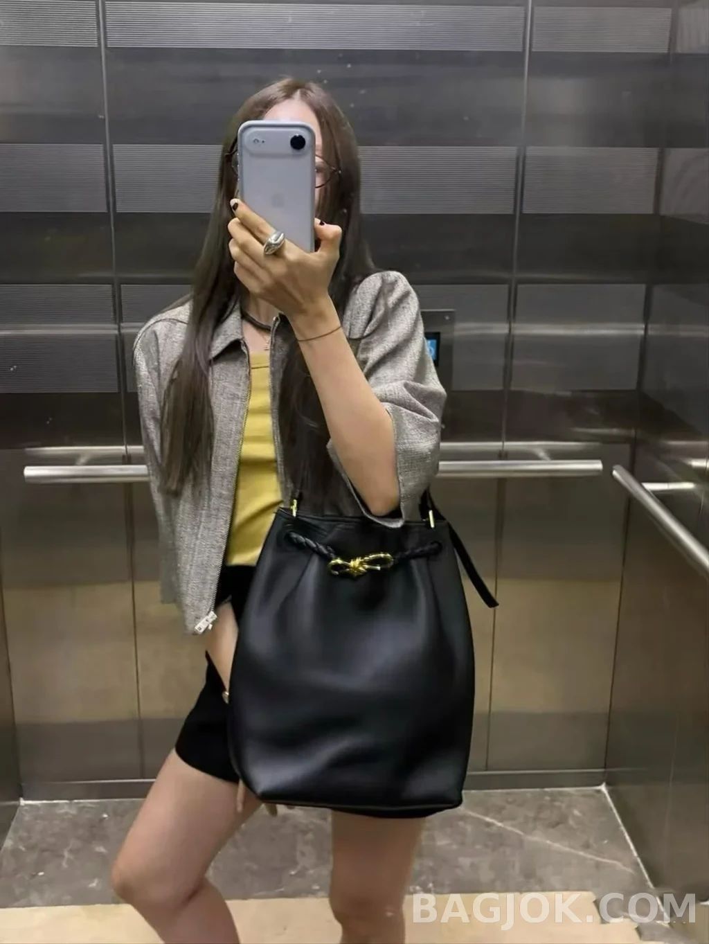 보테가베네타 Bottega Veneta 안디아모 버킷 백 상세 이미지