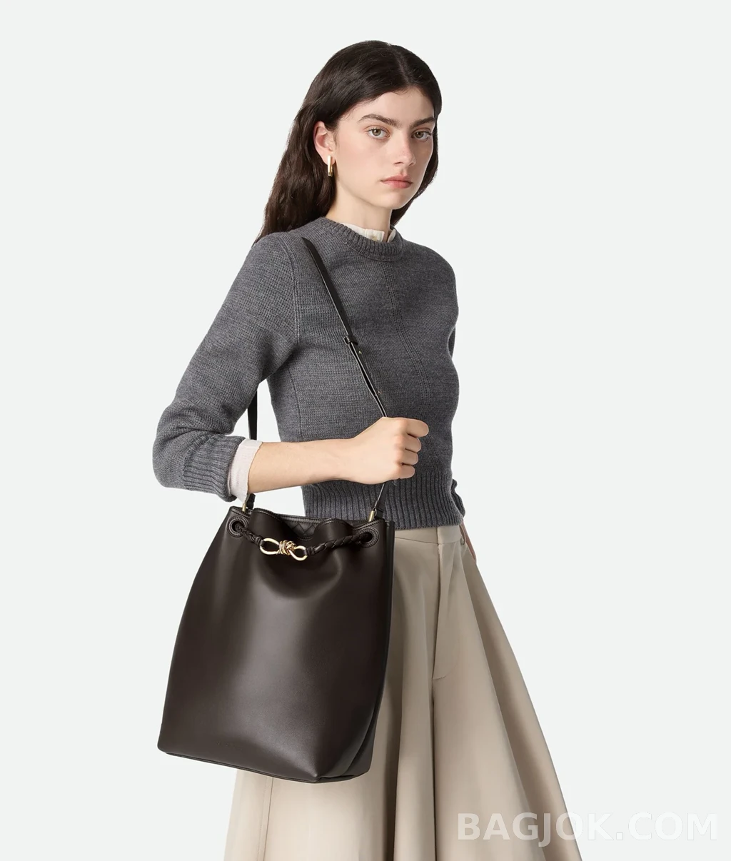 보테가베네타 Bottega Veneta 안디아모 버킷 백 상세 이미지
