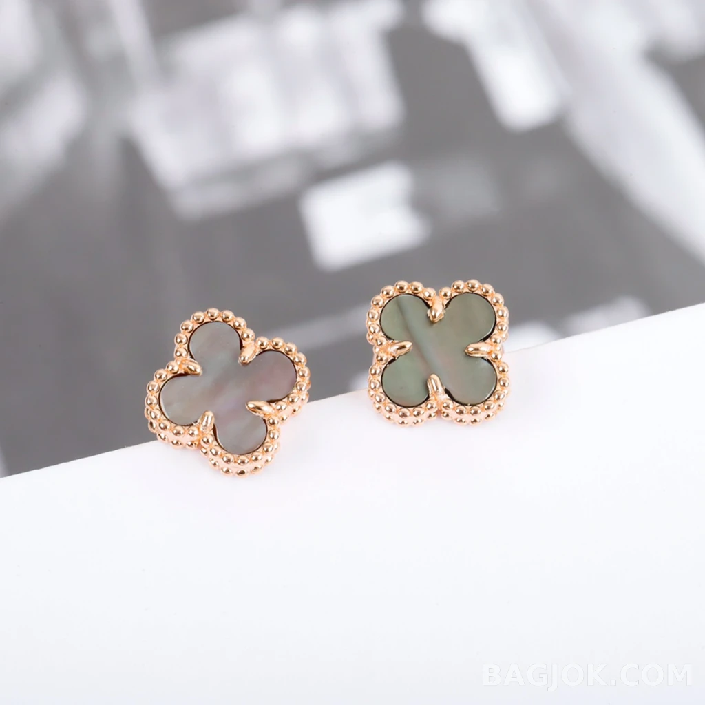 반클리프 아펠 Van Cleef & Arpels Vintage Alhambra 로즈골드 미니 귀걸이 상세 이미지