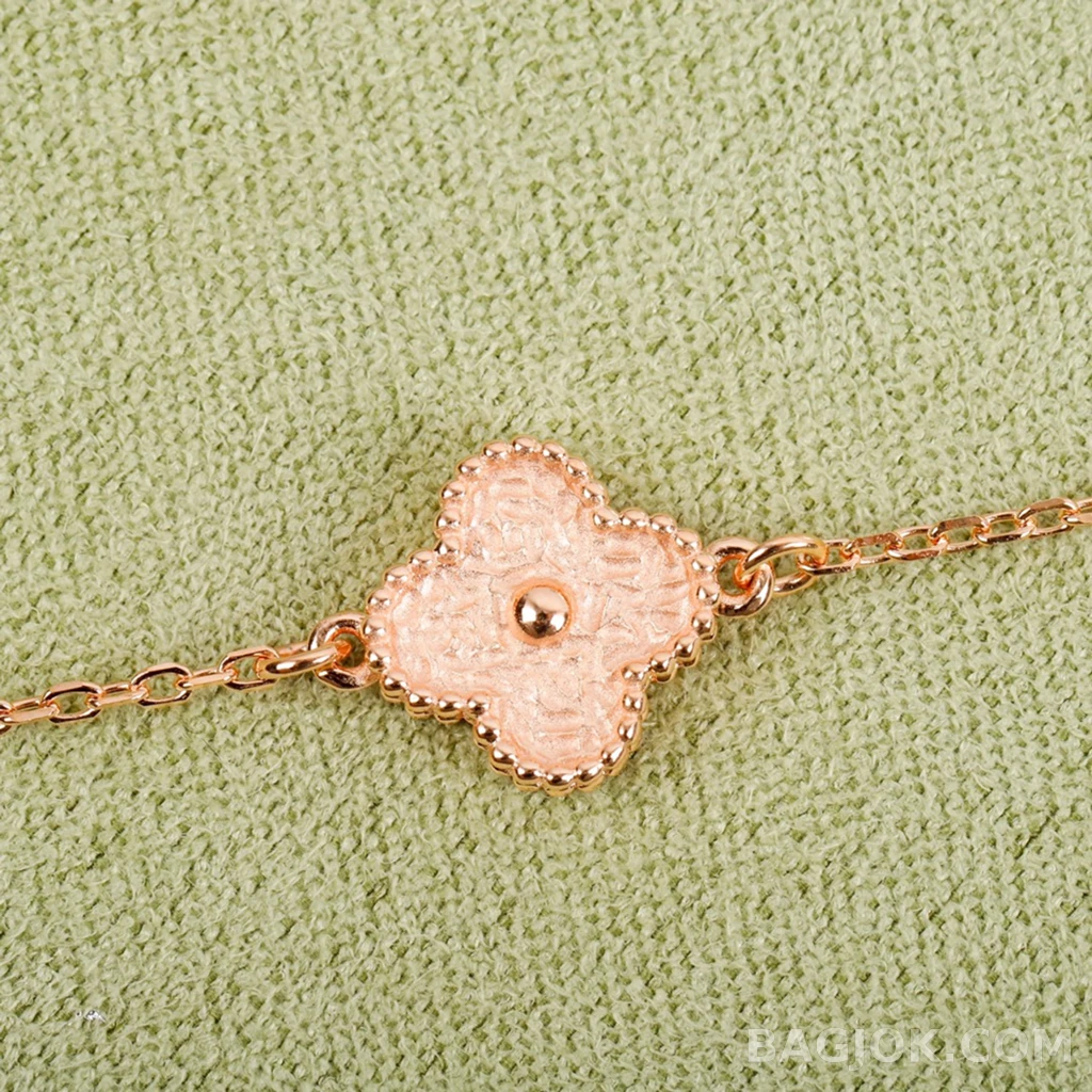 반클리프 아펠 Van Cleef & Arpels Vintage Alhambra 미니 팔찌 상세 이미지