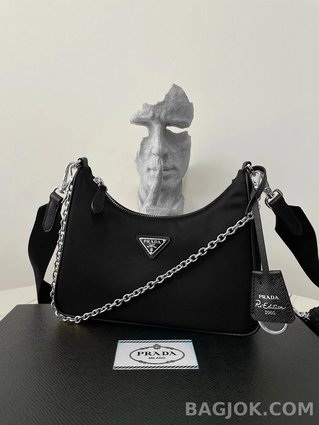 프라다 Prada 테수토 체인 호보백 상세 이미지