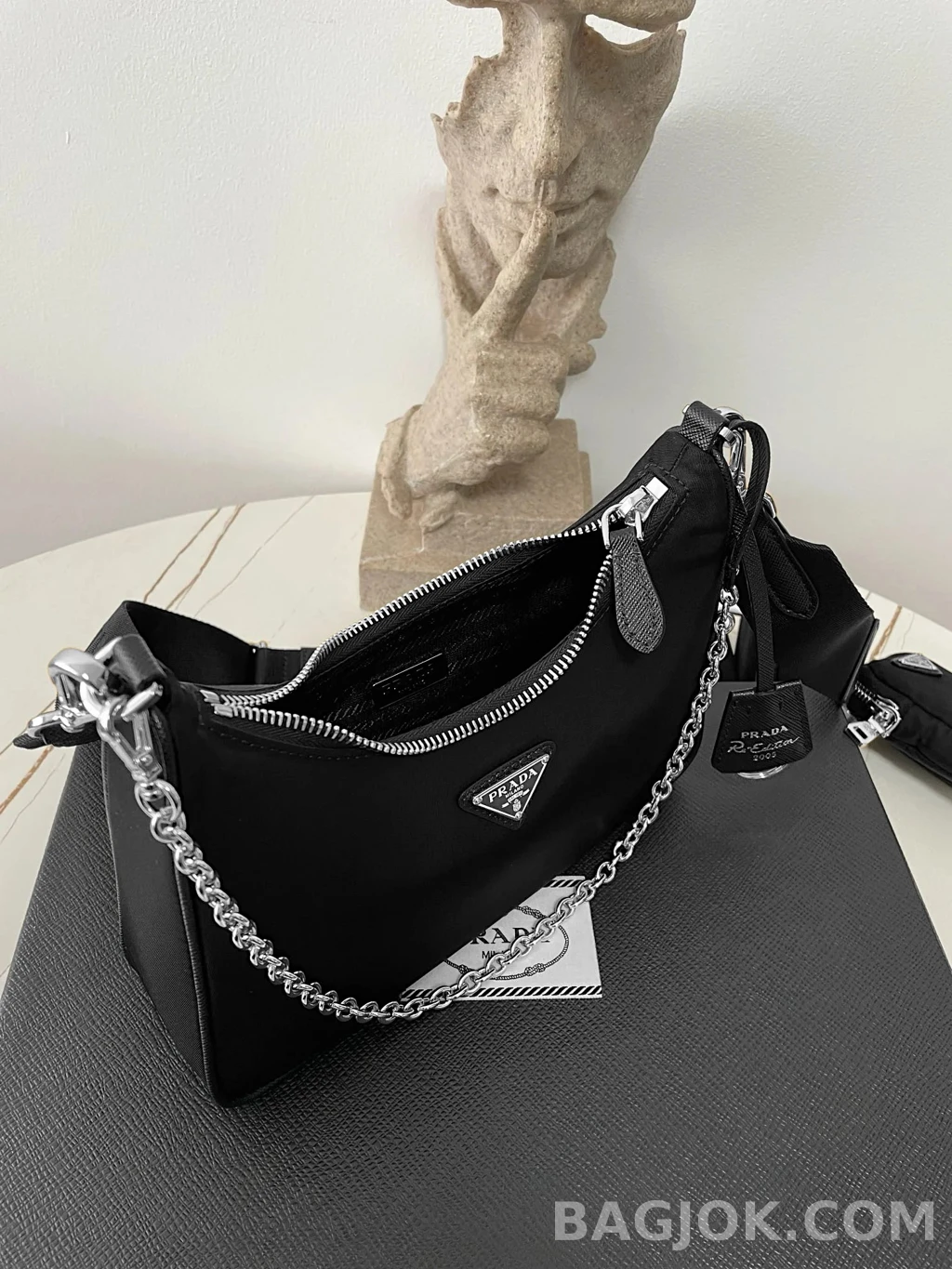 프라다 Prada 테수토 체인 호보백 상세 이미지