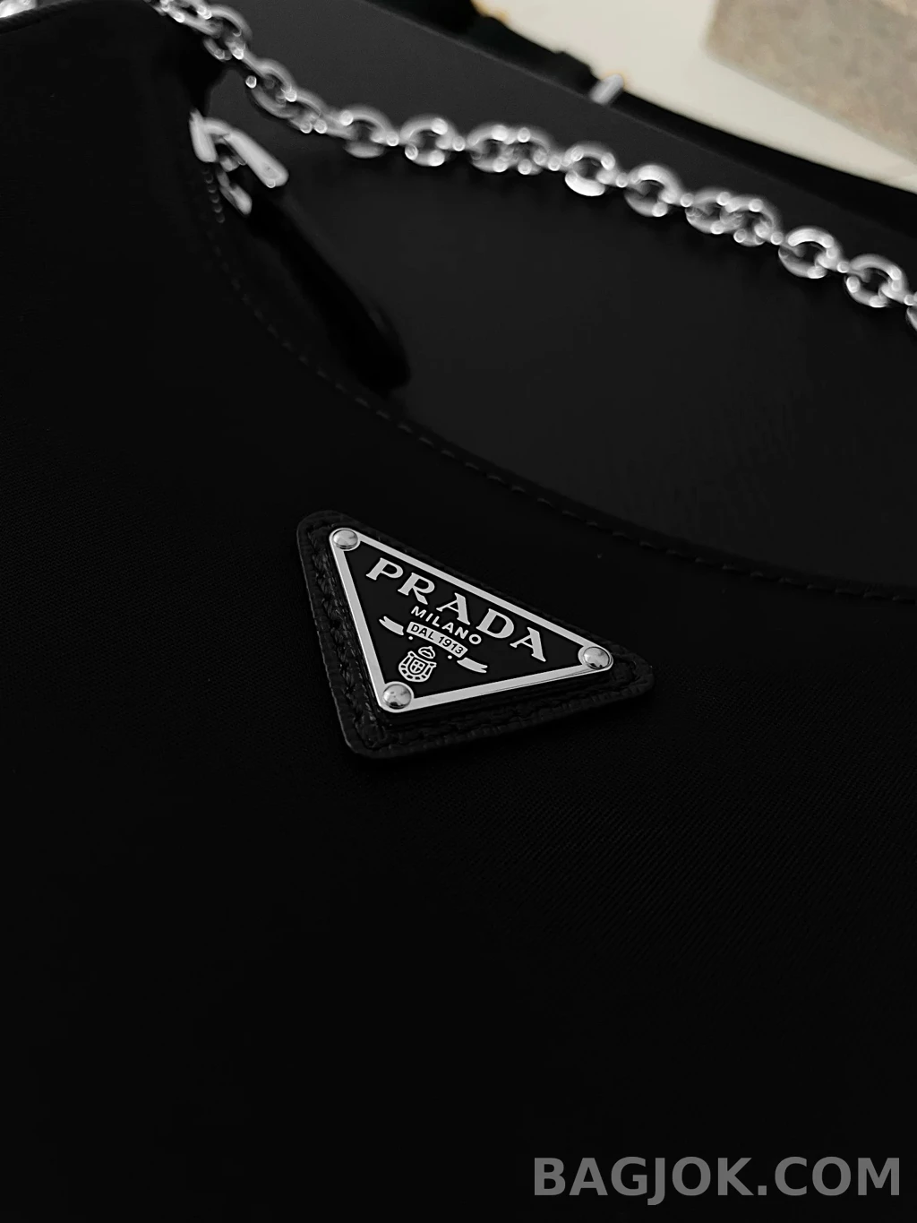 프라다 Prada 테수토 체인 호보백 상세 이미지