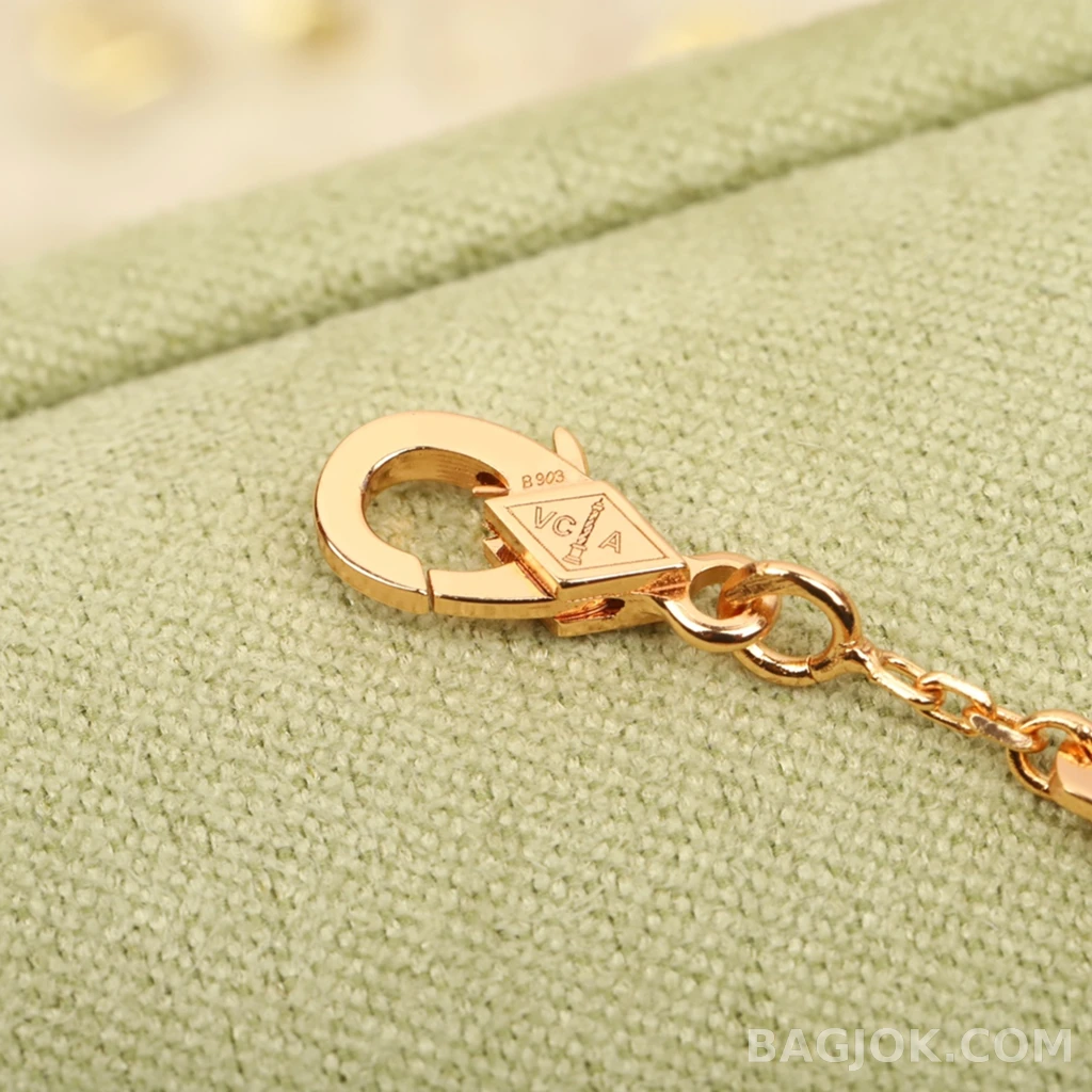 반클리프 아펠 Van Cleef & Arpels Lucky Spring 플라워 팔찌 상세 이미지