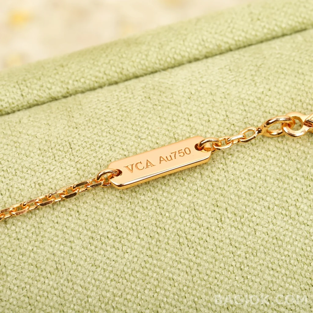 반클리프 아펠 Van Cleef & Arpels Lucky Spring 플라워 팔찌 상세 이미지