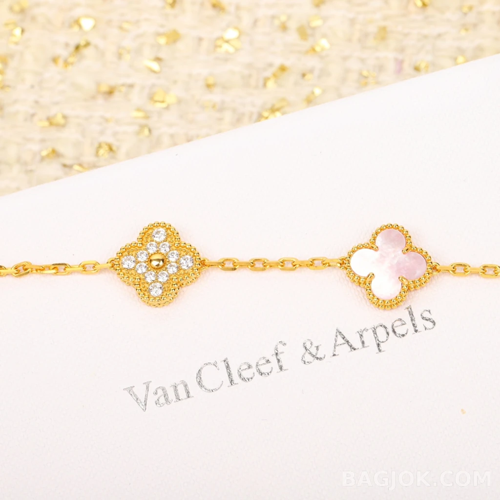 반클리프 아펠 Van Cleef & Arpels Vintage Alhambra 기요셰 팔찌 상세 이미지
