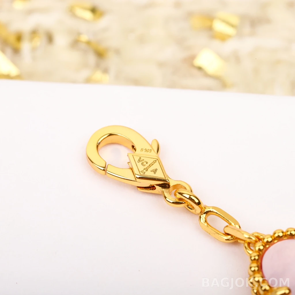 반클리프 아펠 Van Cleef & Arpels Vintage Alhambra 기요셰 팔찌 상세 이미지