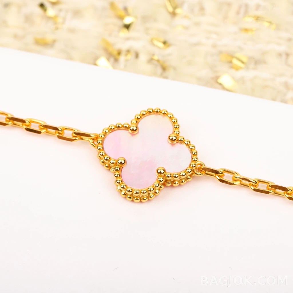 반클리프 아펠 Van Cleef & Arpels Vintage Alhambra 기요셰 팔찌 상세 이미지