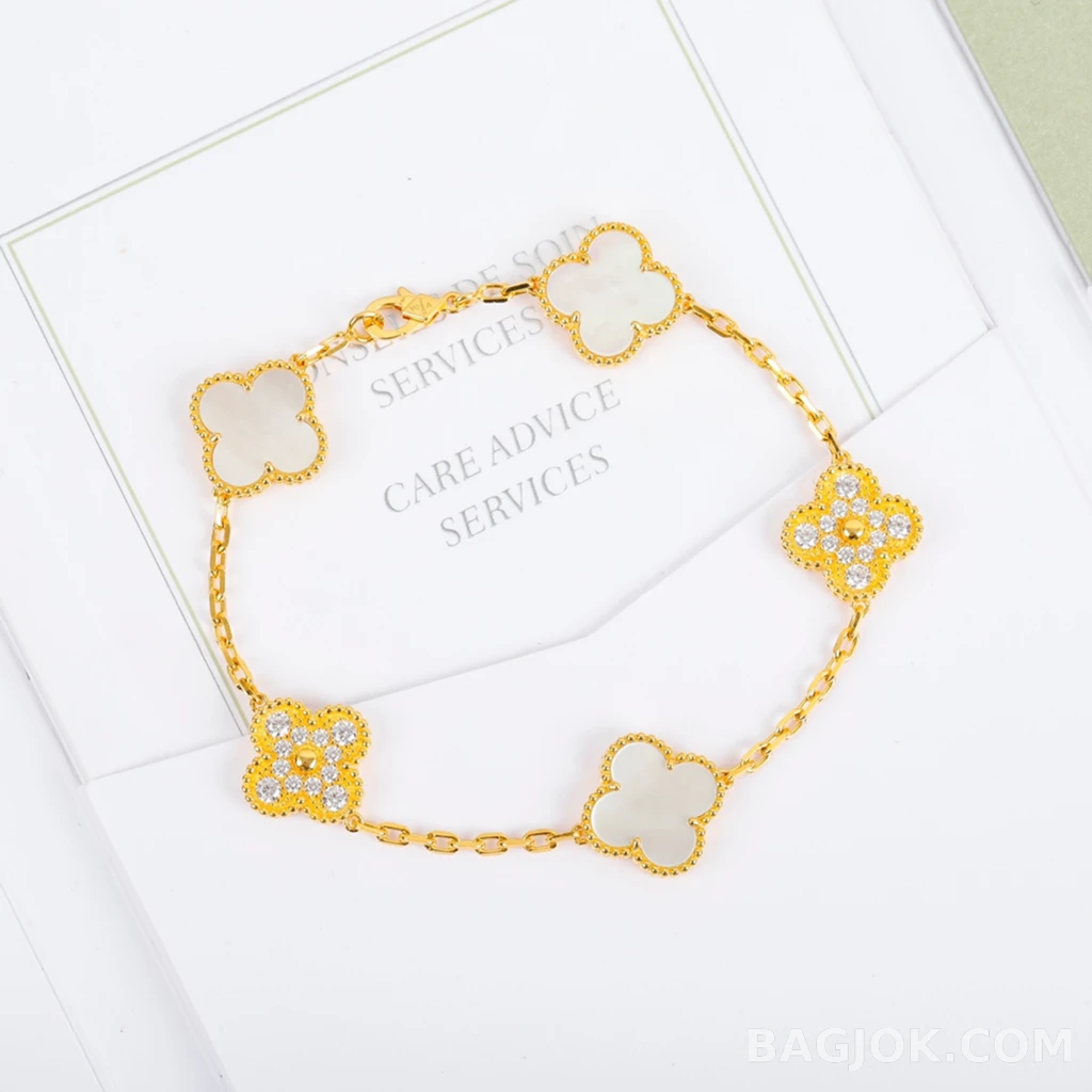 반클리프 아펠 Van Cleef & Arpels Vintage Alhambra 기요셰 팔찌 상세 이미지