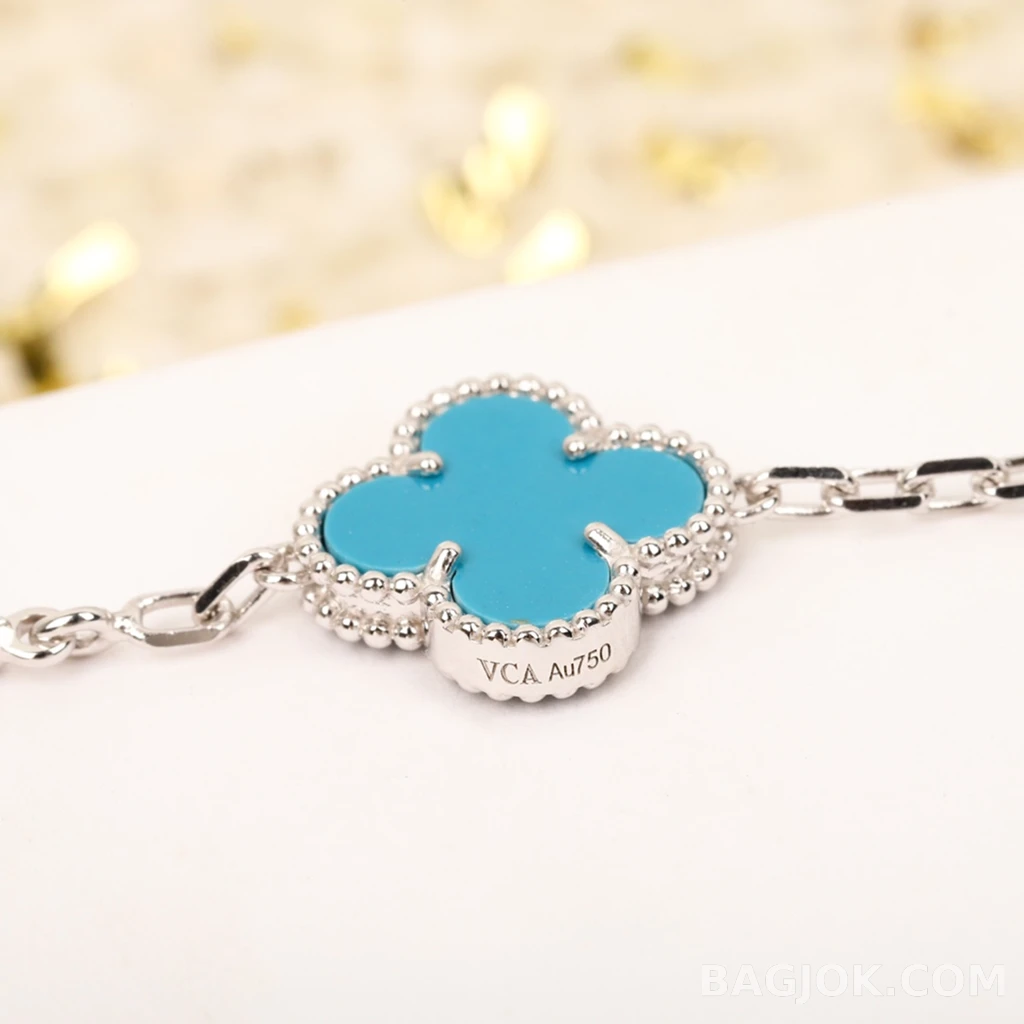 반클리프 아펠 Van Cleef & Arpels Vintage Alhambra 화이트 골드 기요셰 팔찌 상세 이미지
