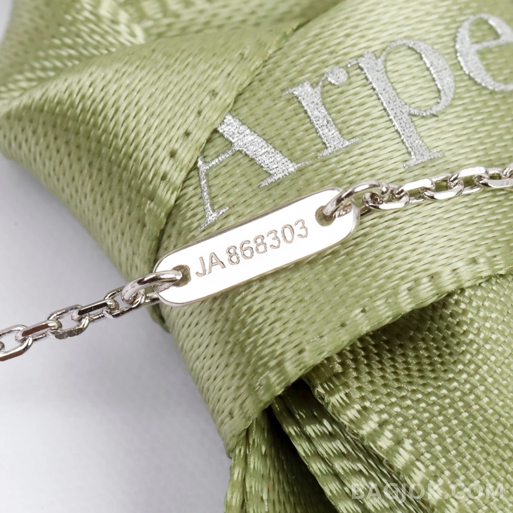 반클리프 아펠 Van Cleef & Arpels Sweet Alhambra 미니 목걸이 상세 이미지