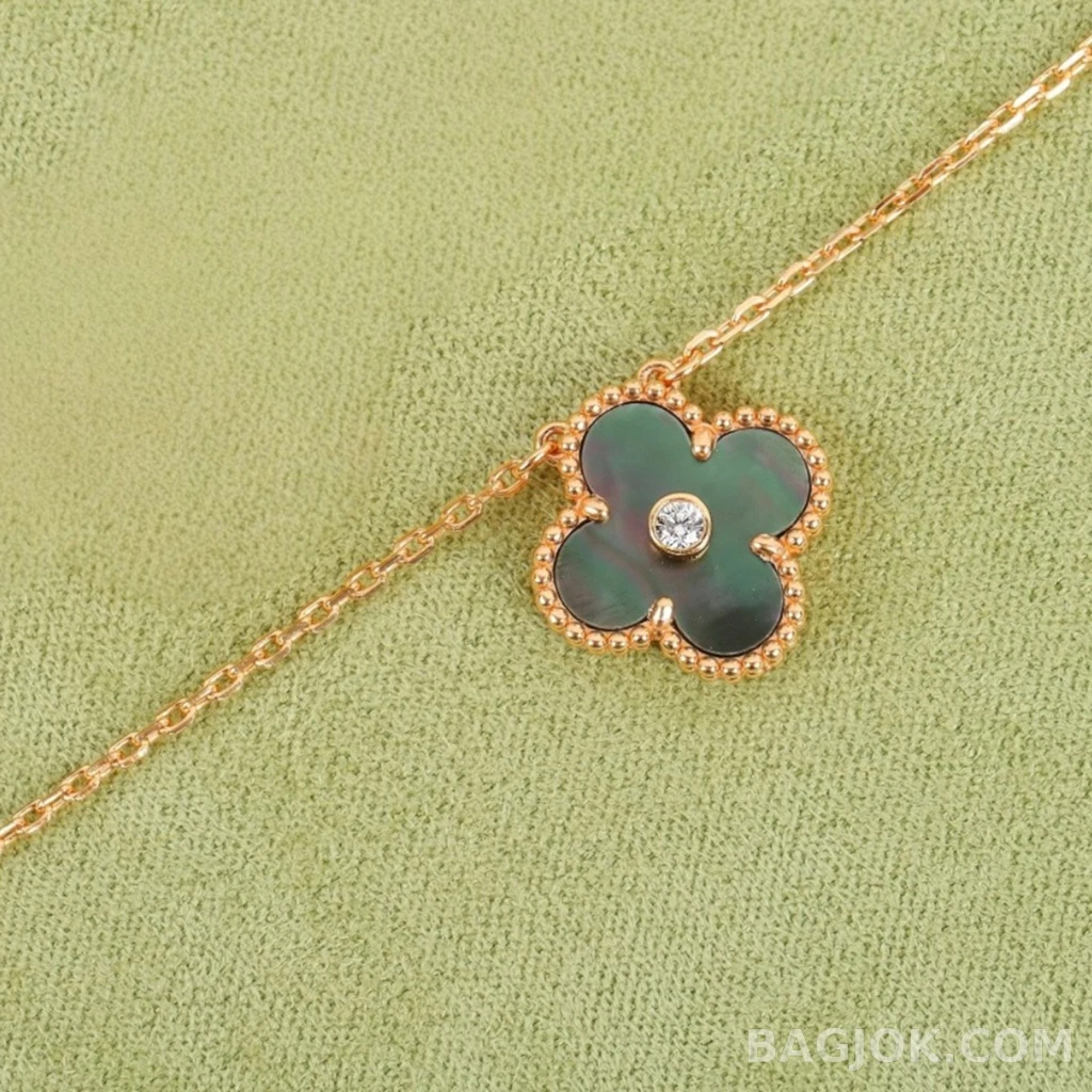 반클리프 아펠 Van Cleef & Arpels Vintage Alhambra 목걸이 상세 이미지