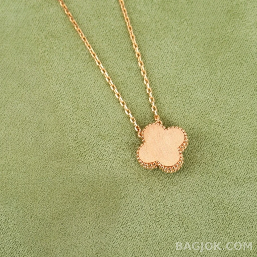 반클리프 아펠 Van Cleef & Arpels Vintage Alhambra 목걸이 상세 이미지