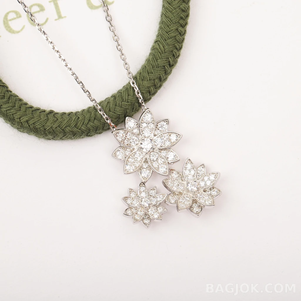 반클리프 아펠 Van Cleef & Arpels Lotus 목걸이 상세 이미지