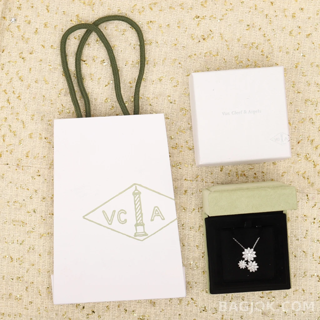 반클리프 아펠 Van Cleef & Arpels Lotus 목걸이 상세 이미지