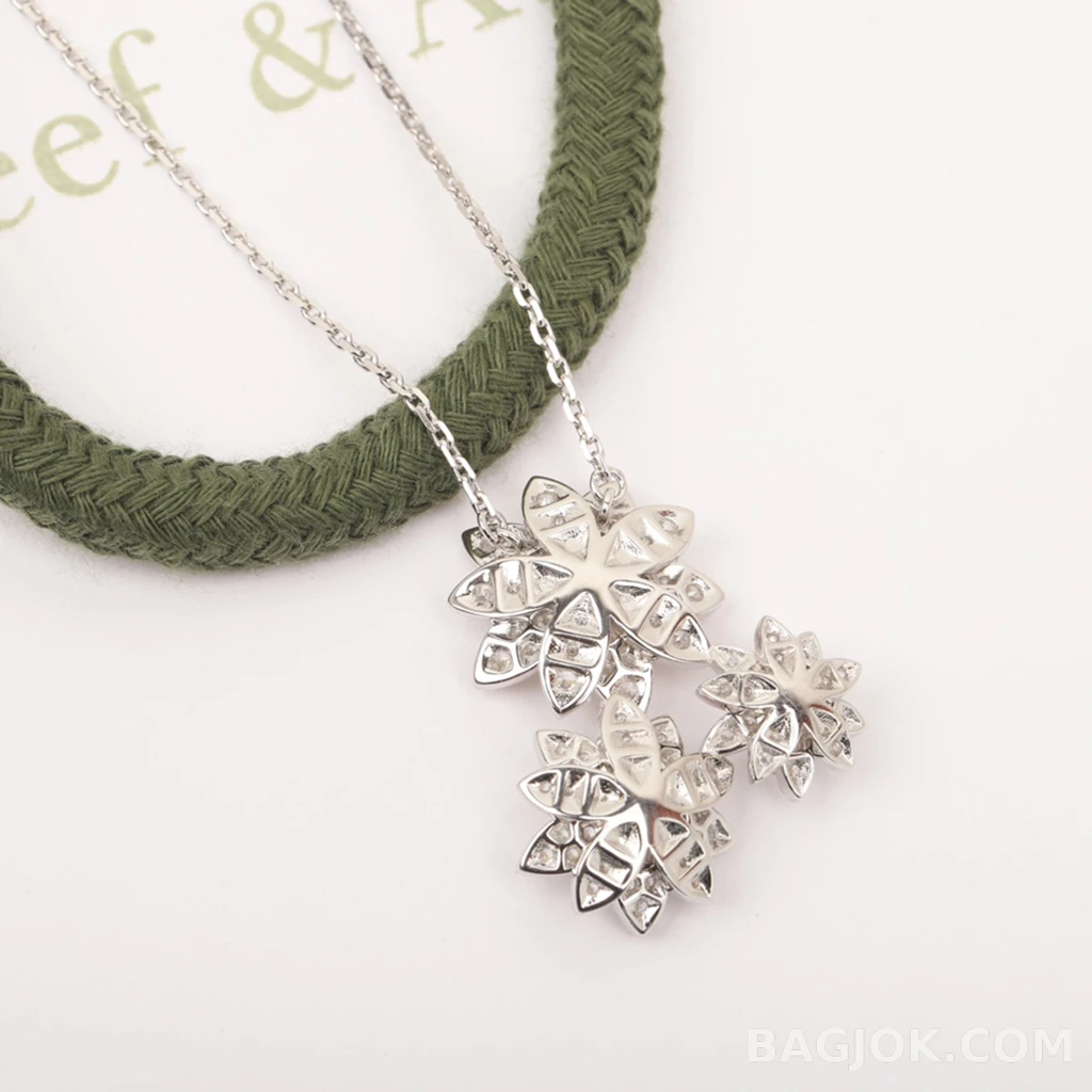 반클리프 아펠 Van Cleef & Arpels Lotus 목걸이 상세 이미지