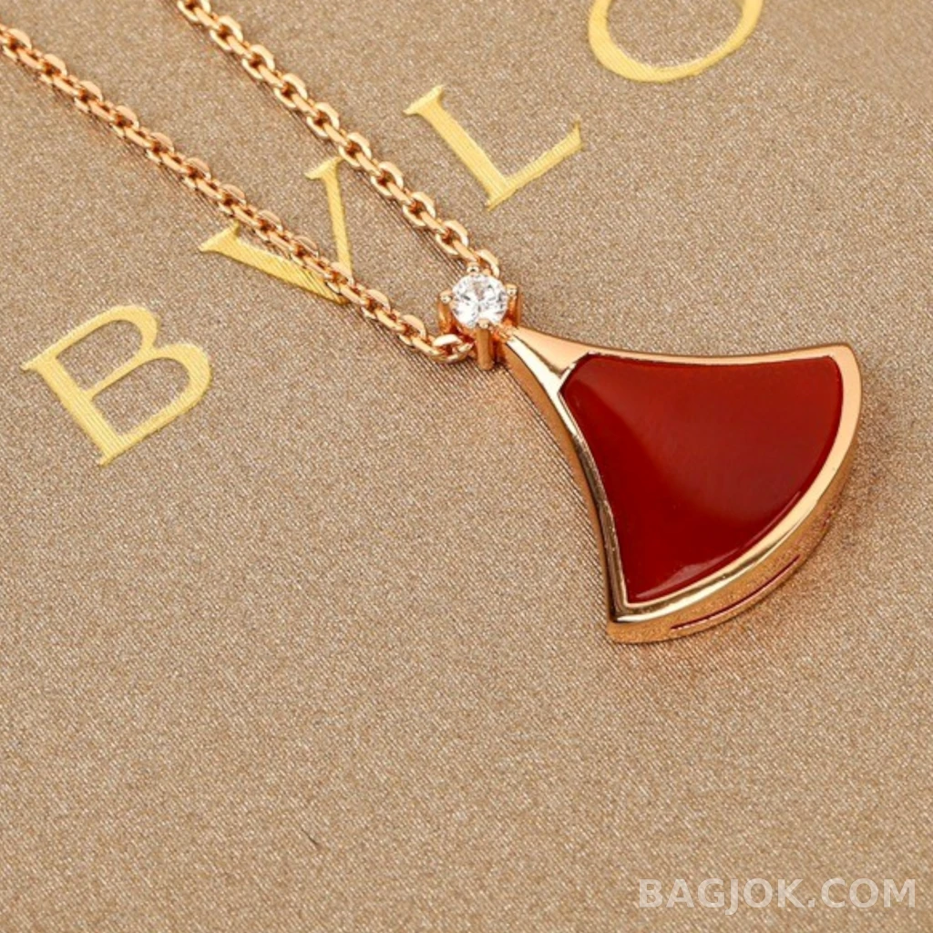 불가리 Bulgari Diva's Dream 미니 목걸이 상세 이미지