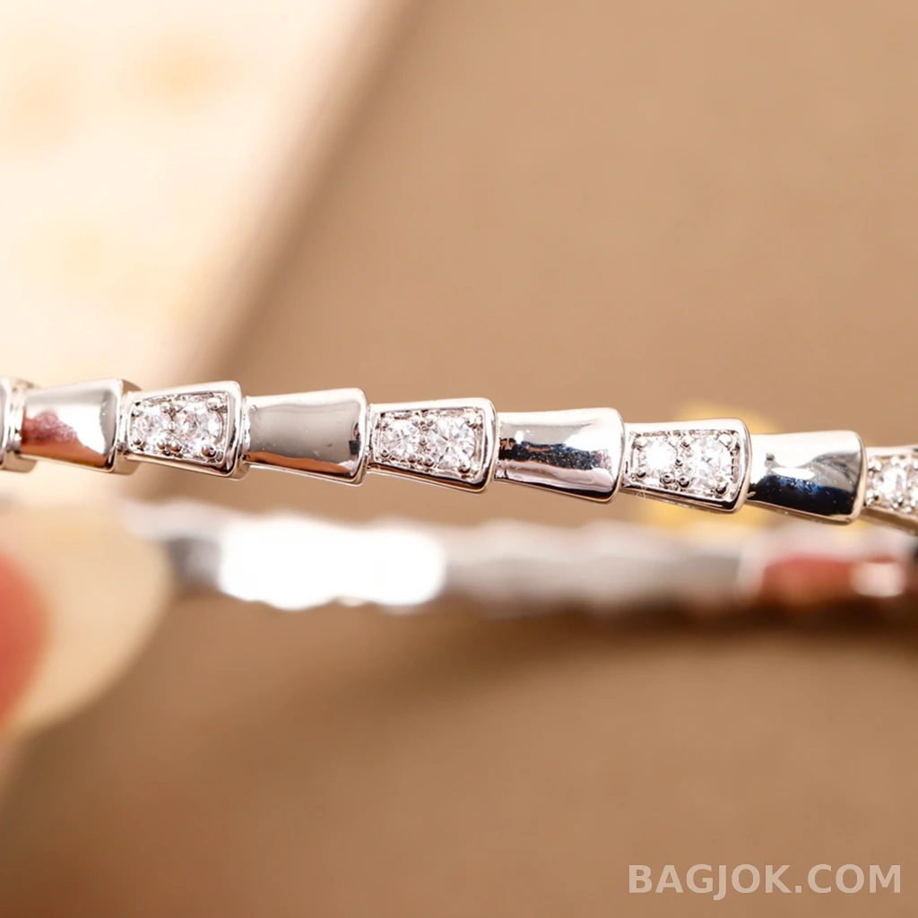 불가리 Serpenti Viper Diamond Pavé 브레이슬릿 상세 이미지