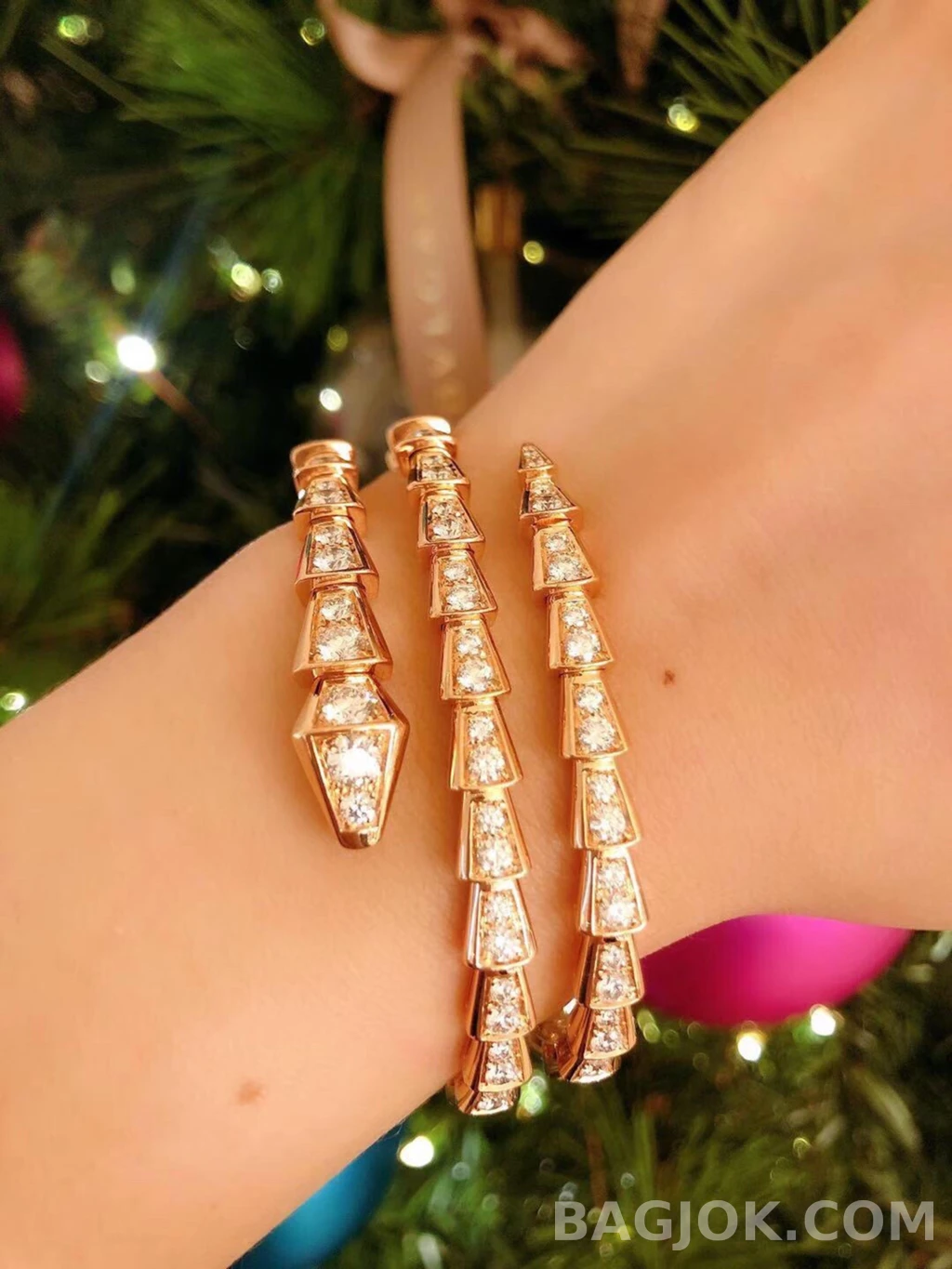 불가리 Bulgari Serpenti Pavé 더블 코일 브레이슬릿 상세 이미지