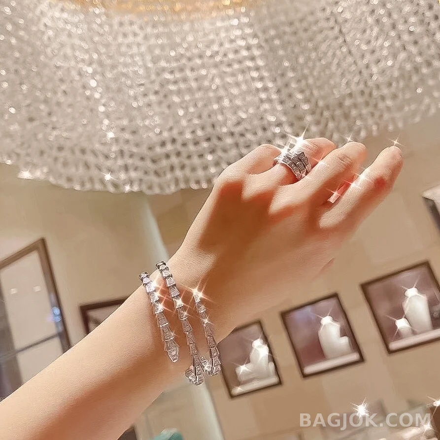 불가리 Bulgari Serpenti Pavé 더블 코일 브레이슬릿 상세 이미지
