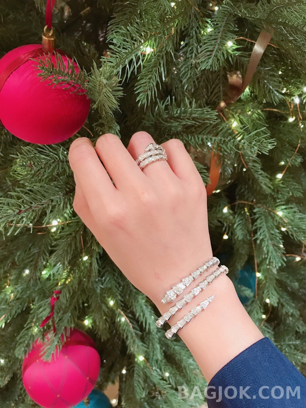 불가리 Bulgari Serpenti Pavé 더블 코일 브레이슬릿 상세 이미지