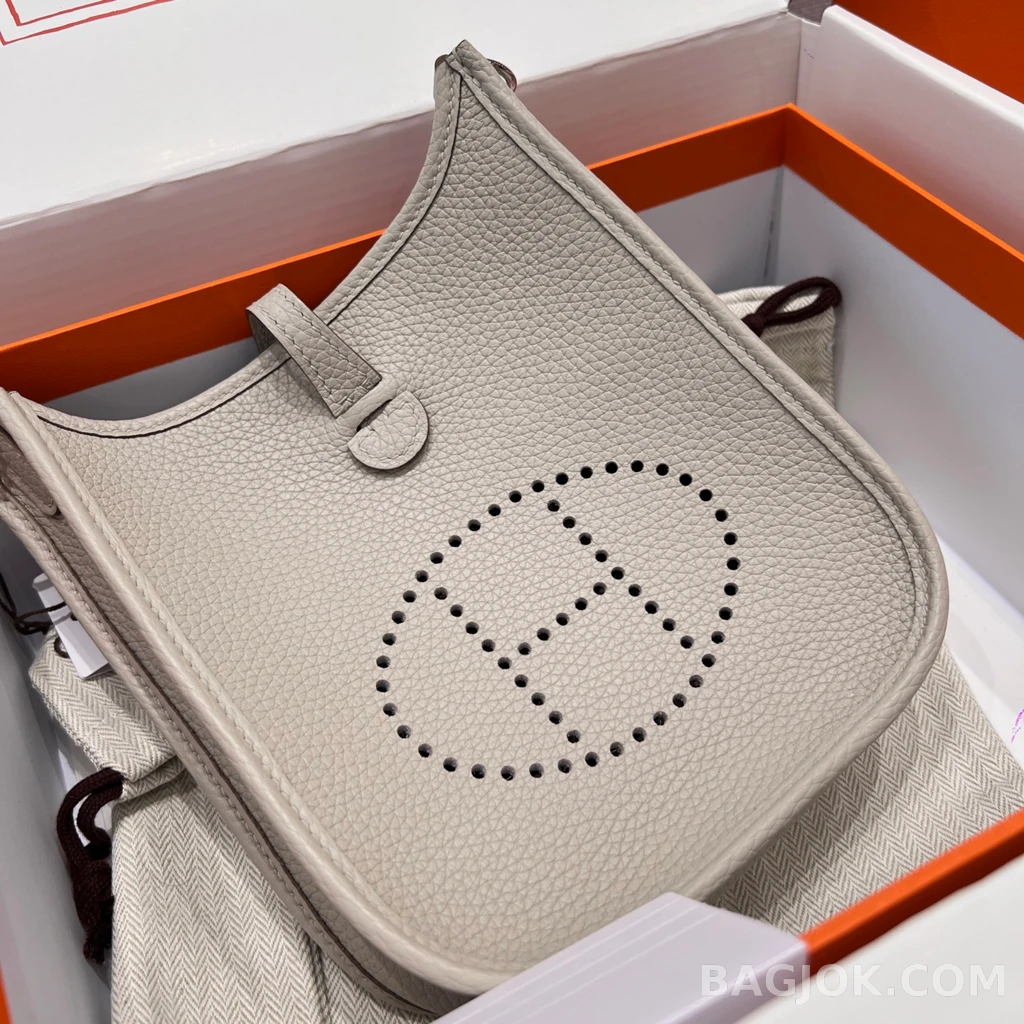 에르메스 Hermes 에블린 16 TC 카프스킨 상세 이미지