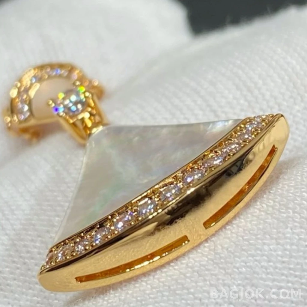 불가리 Bulgari Diva's Dream Half Pavé 목걸이 상세 이미지
