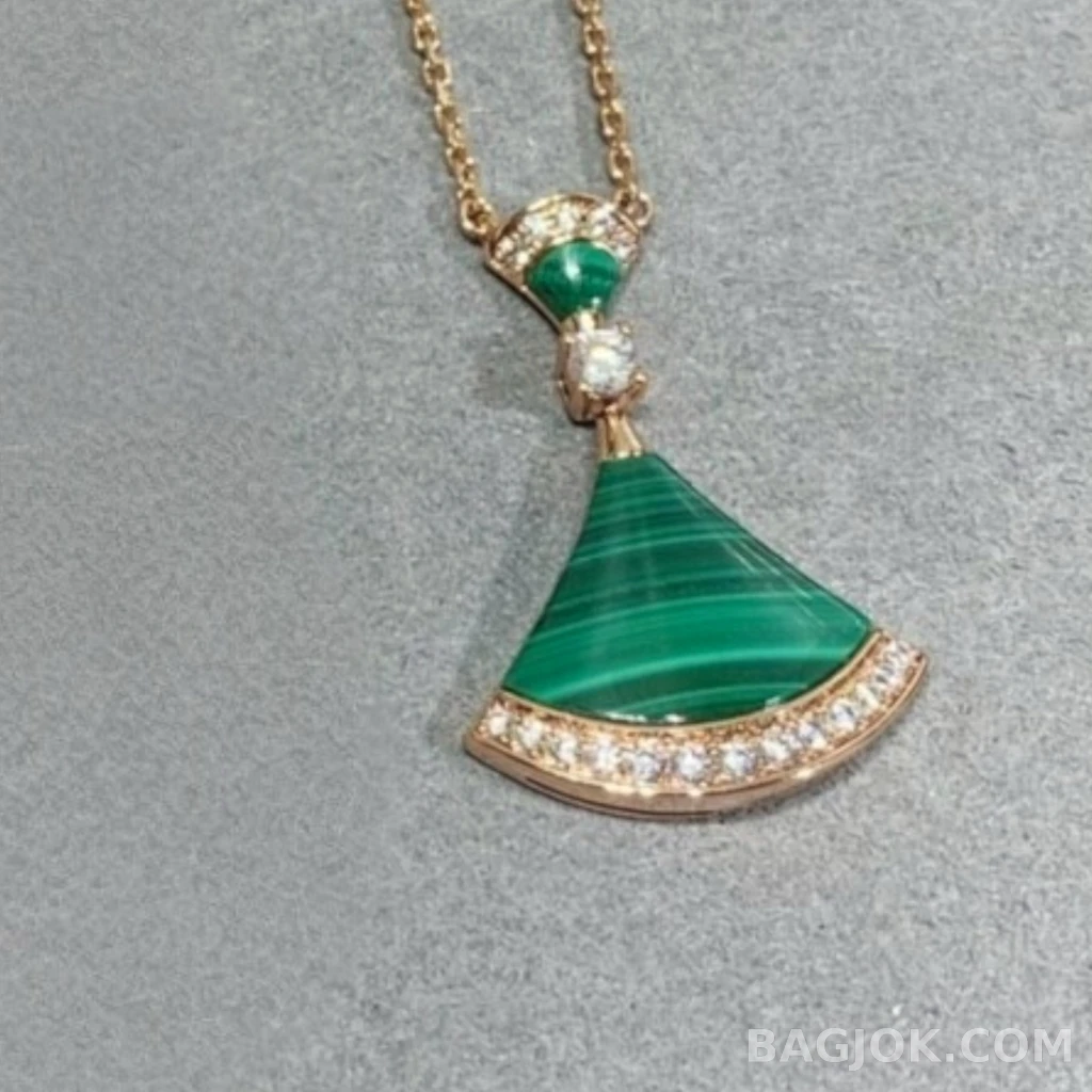 불가리 Bulgari Diva's Dream Half Pavé 목걸이 상세 이미지