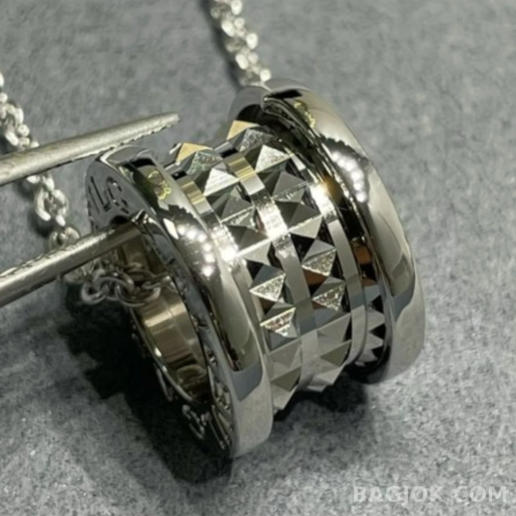 불가리 Bulgari B.zero1 스터드 목걸이 상세 이미지