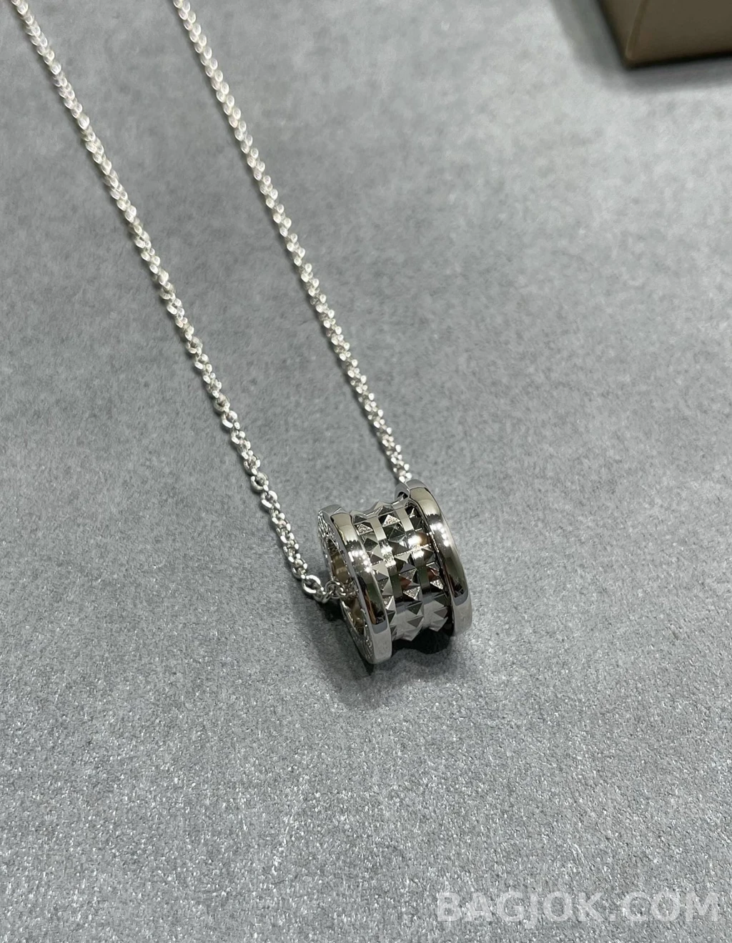 불가리 Bulgari B.zero1 스터드 목걸이 상세 이미지