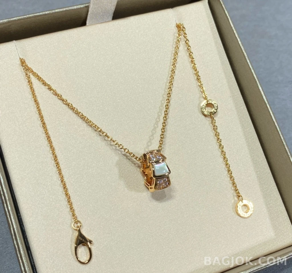 불가리 Bulgari Serpenti Viper Half Pavé 목걸이 상세 이미지
