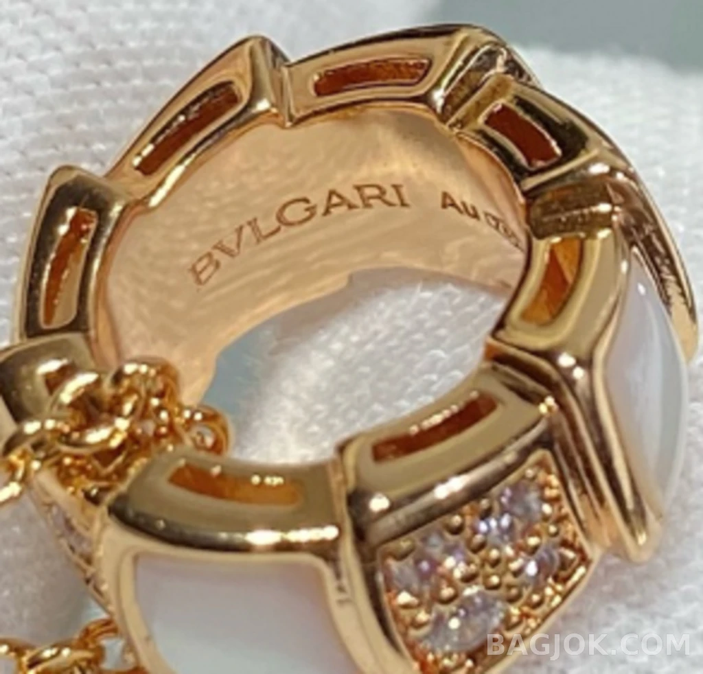 불가리 Bulgari Serpenti Viper Half Pavé 목걸이 상세 이미지