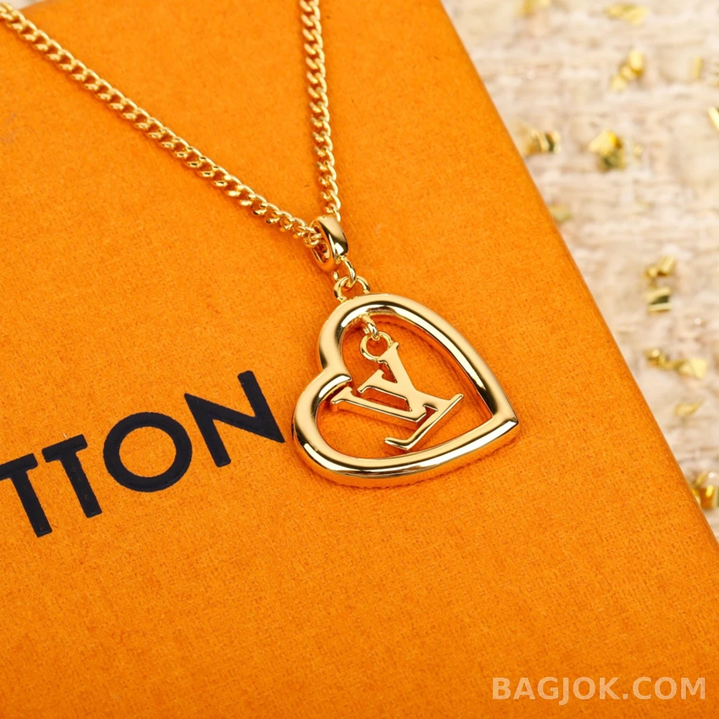 루이비통 Louis Vuitton 하트 로고 목걸이 상세 이미지