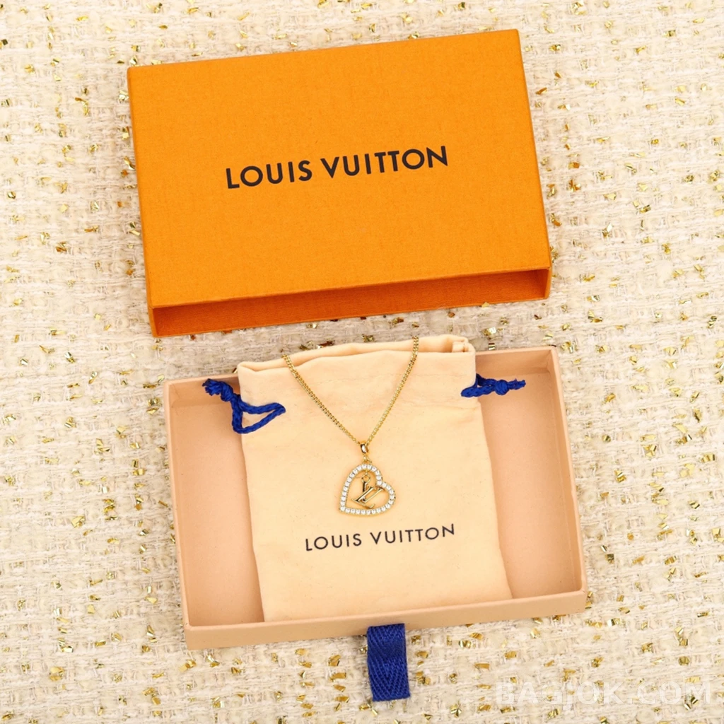 루이비통 Louis Vuitton 하트 로고 목걸이 상세 이미지