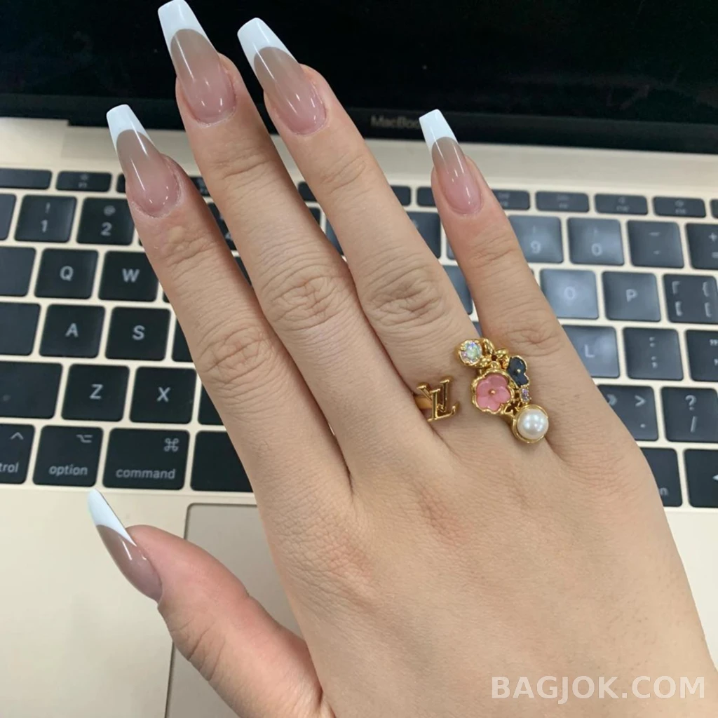 루이비통 Louis Vuitton Flowergram 멀티 엘리먼트 반지 상세 이미지