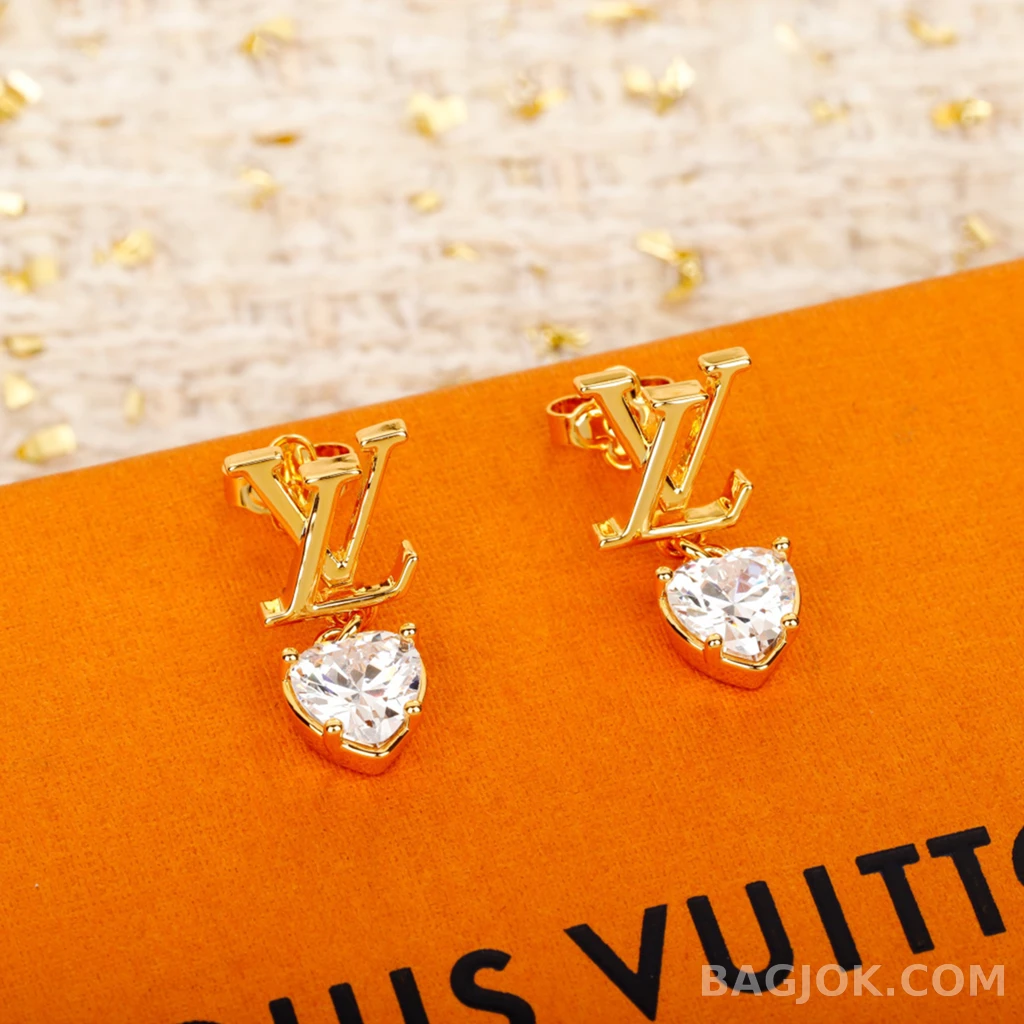 루이비통 Louis Vuitton 하트 스톤 로고 귀걸이 상세 이미지