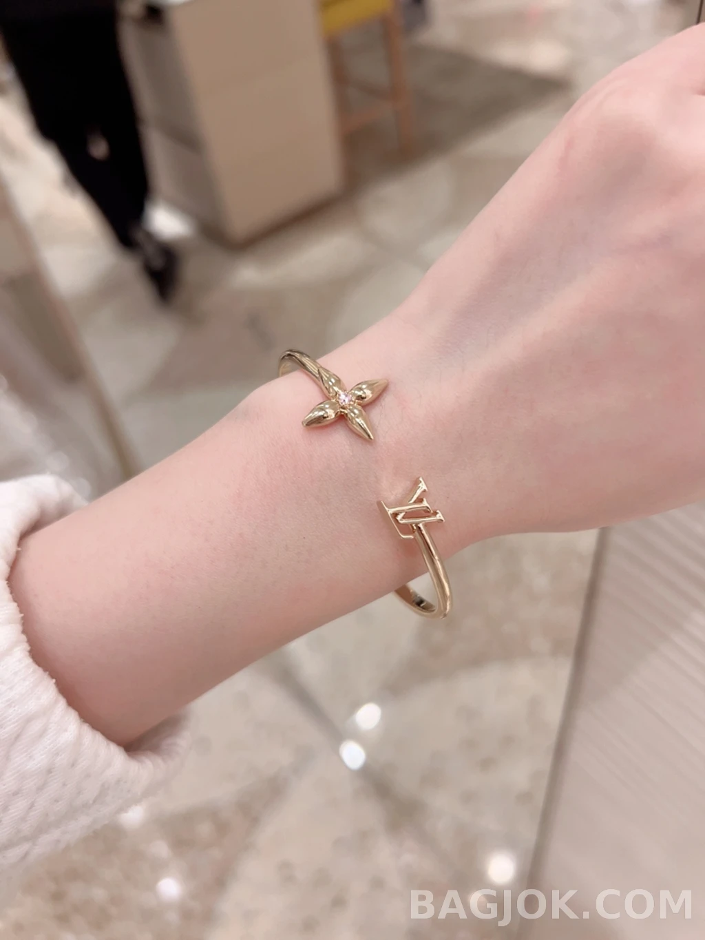 루이비통 Louis Vuitton Flowergram 오픈 뱅글 상세 이미지
