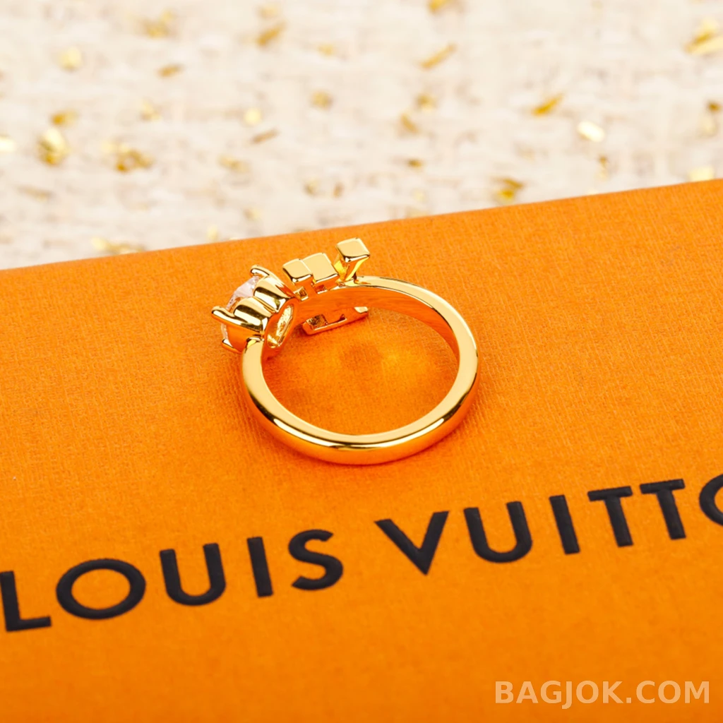 루이비통 Louis Vuitton 하트 스톤 로고 반지 상세 이미지