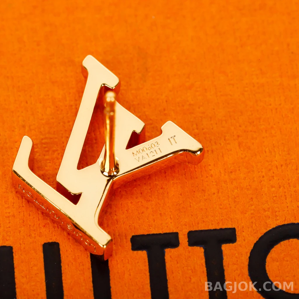 루이비통 Louis Vuitton LV 로고 귀걸이 상세 이미지