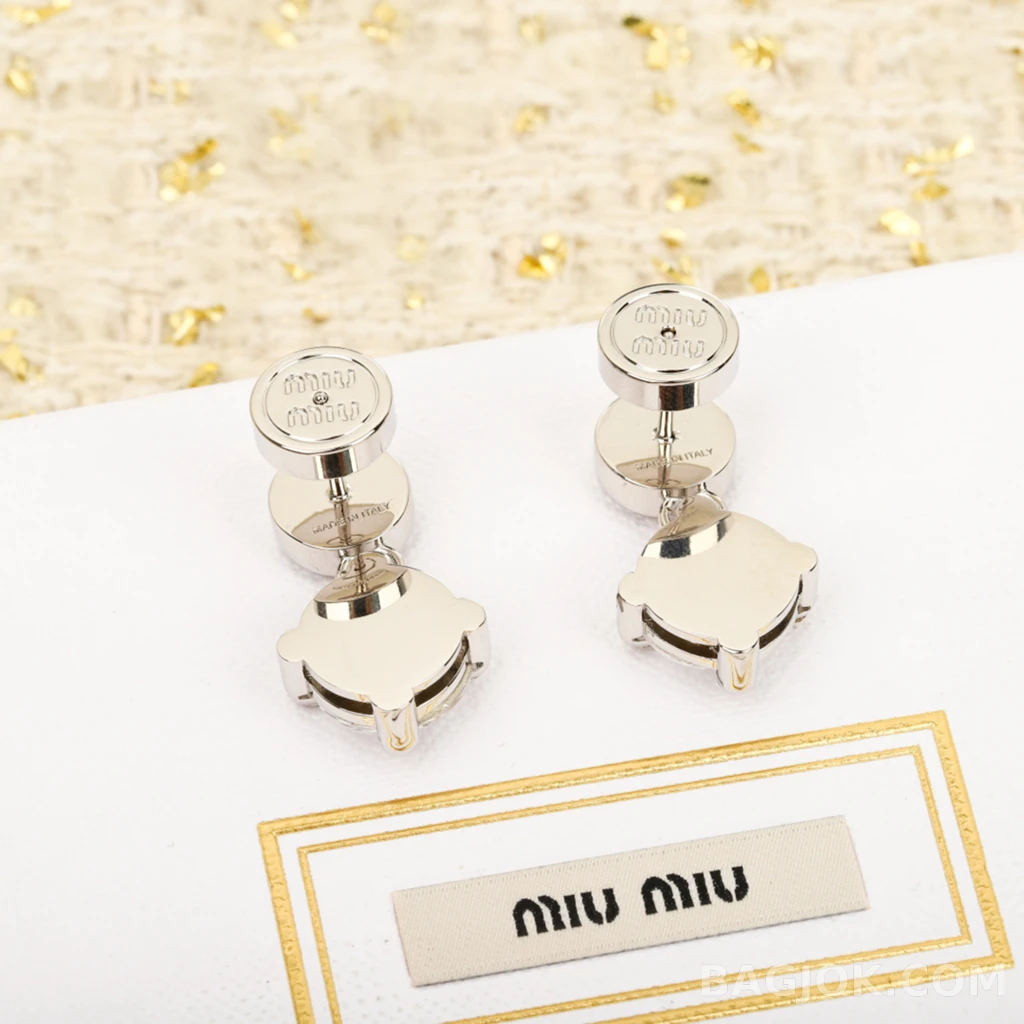 미우미우 Miu Miu 로고 스톤 귀걸이 상세 이미지