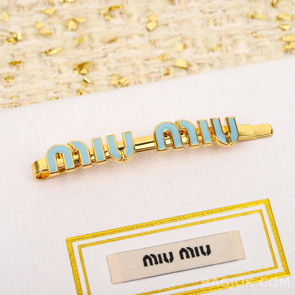 미우미우 Miu Miu 로고 헤어클립 상세 이미지