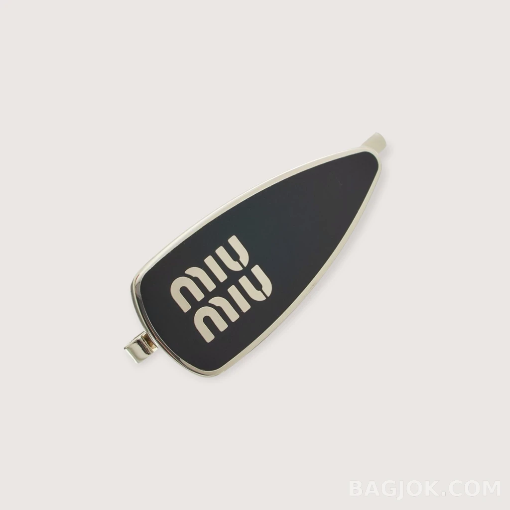 Miu Miu 티어드롭 로고 헤어클립_대표이미지