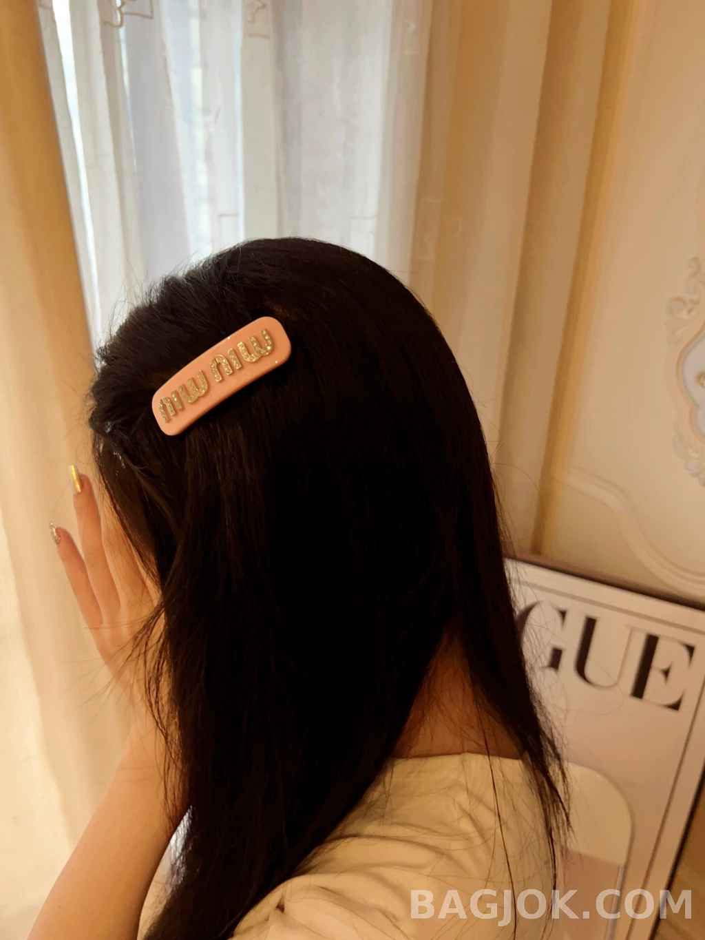미우미우 Miu Miu 로고 풀스톤 헤어클립 상세 이미지