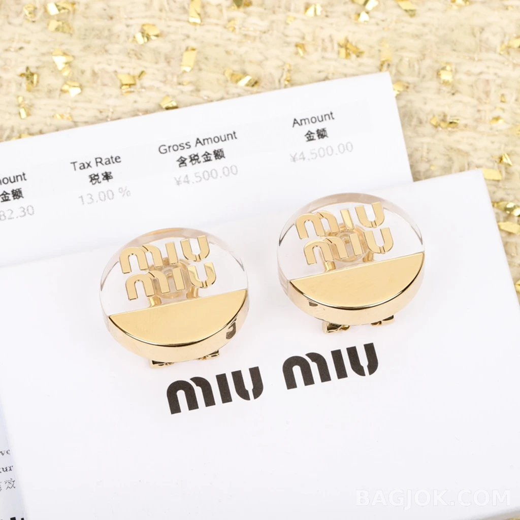 미우미우 Miu Miu 메탈 아크릴 로고 이어클립 상세 이미지