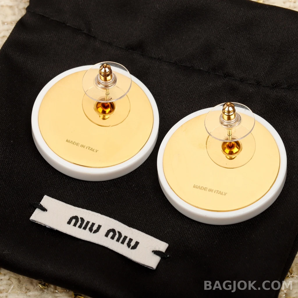 미우미우 Miu Miu 로고 원형 스터드 귀걸이 상세 이미지