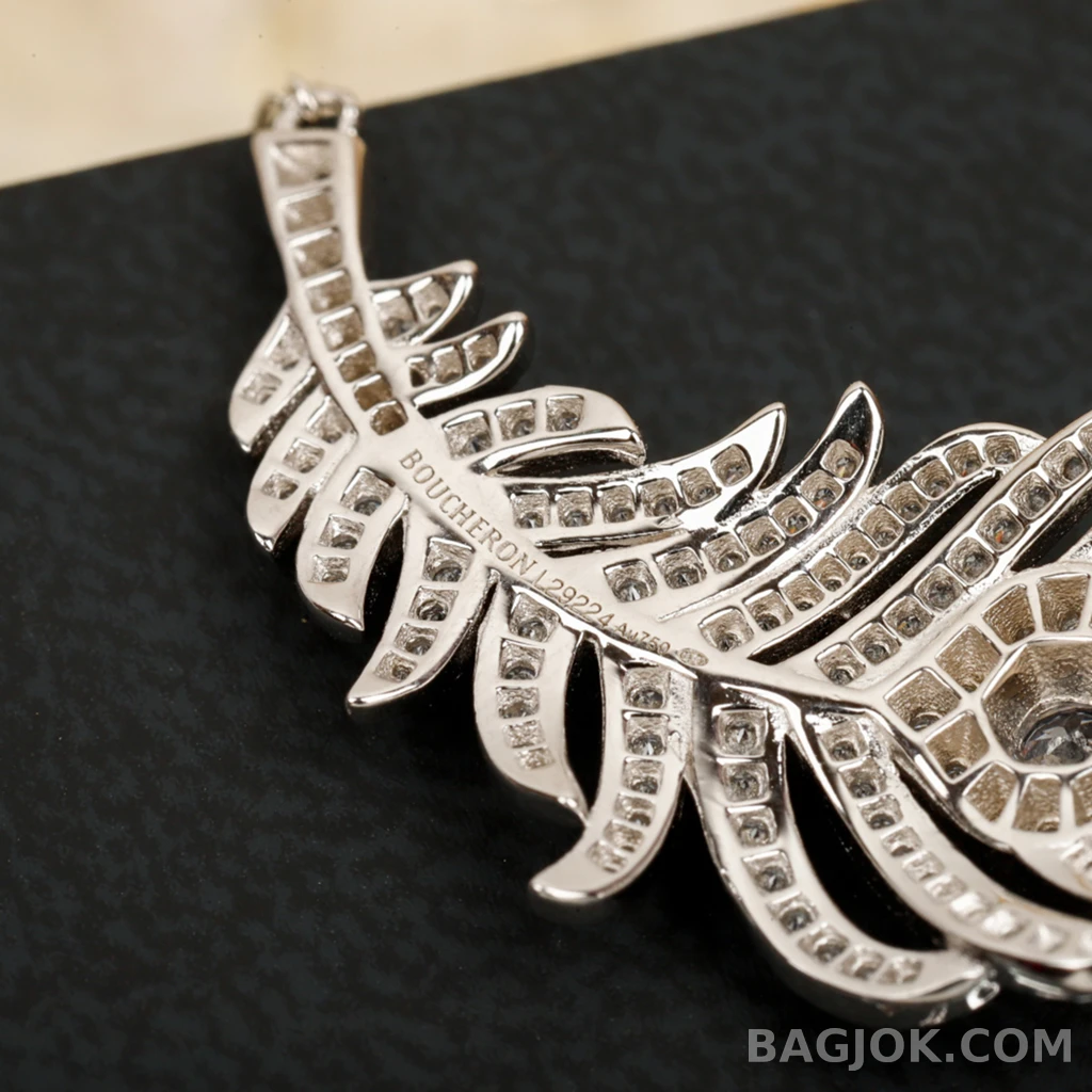 부쉐론 Boucheron 페더 목걸이 상세 이미지