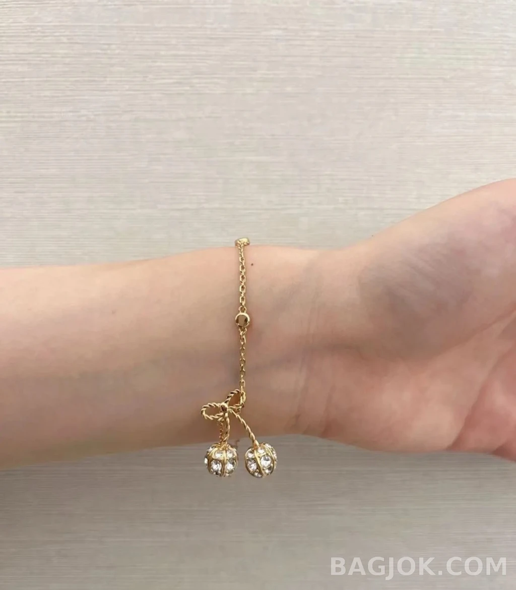 발렌티노 Valentino 체리 풀스톤 팔찌 상세 이미지